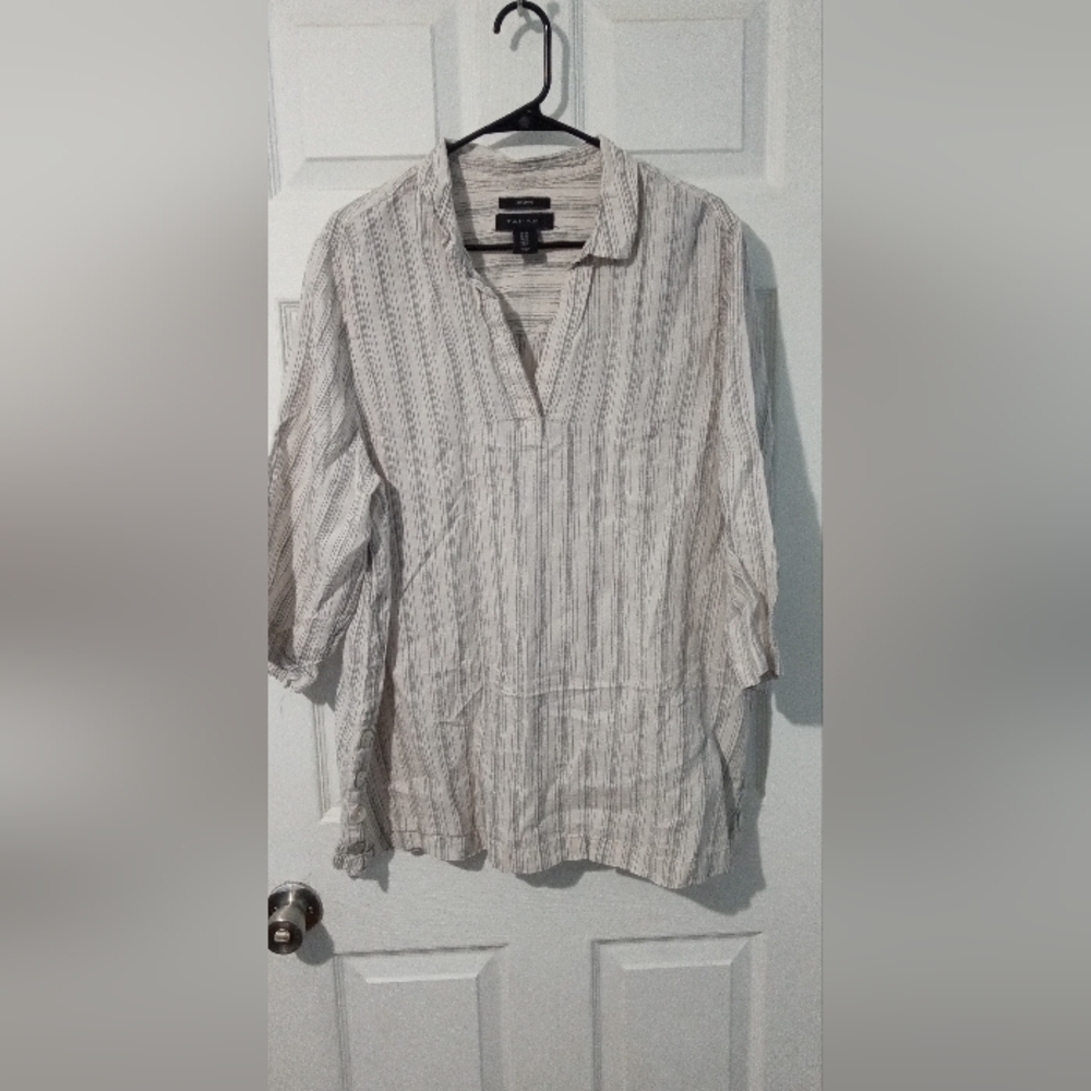 Tahari Gray Linen Striped Tunic